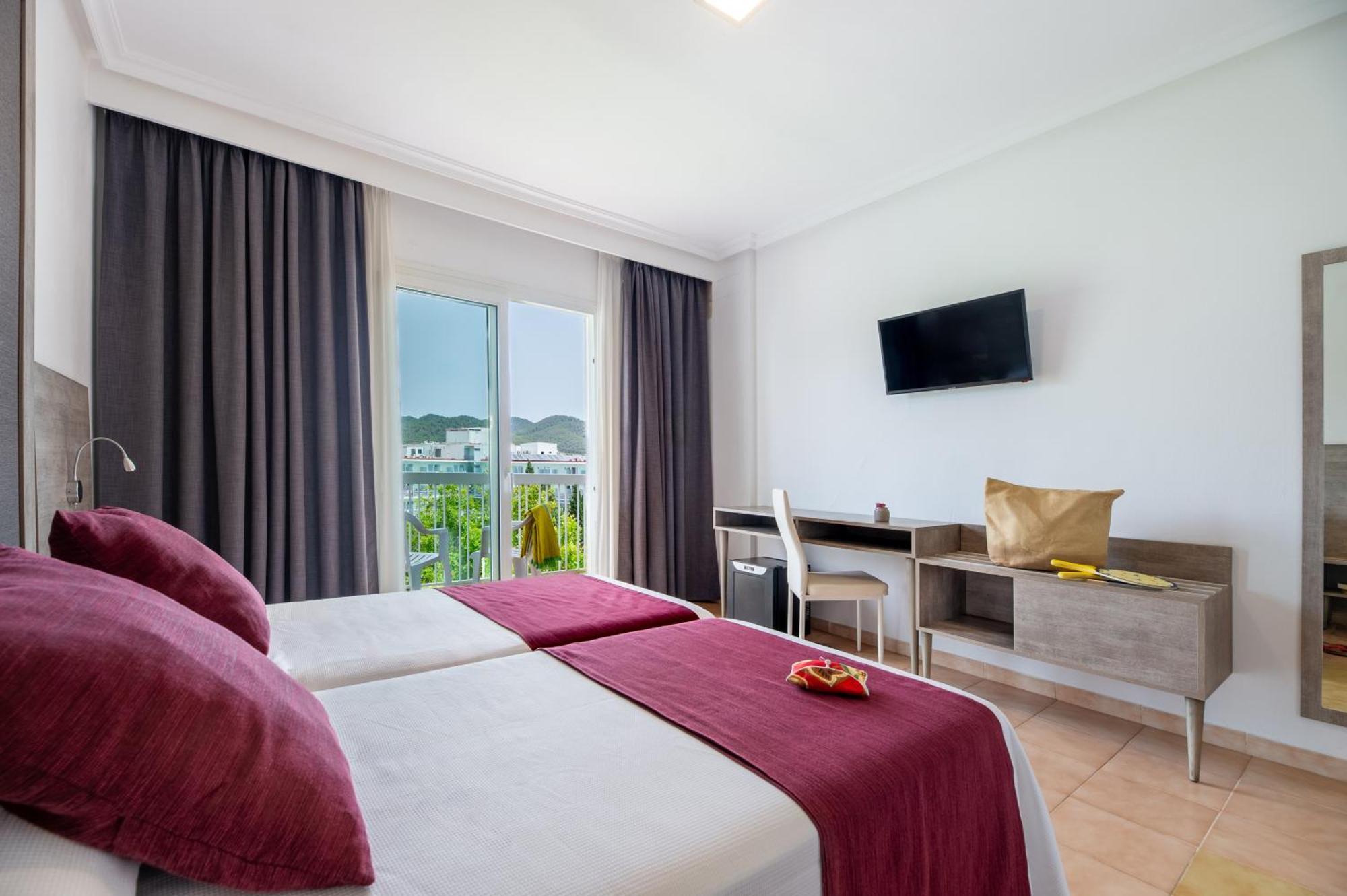Hotel Vibra Marco Polo I - Adults Only Sant Antoni de Portmany Exterior foto